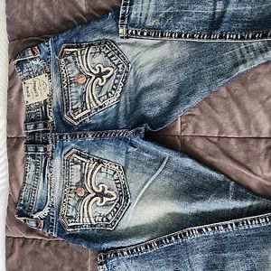 Rock Revival 32 Straight